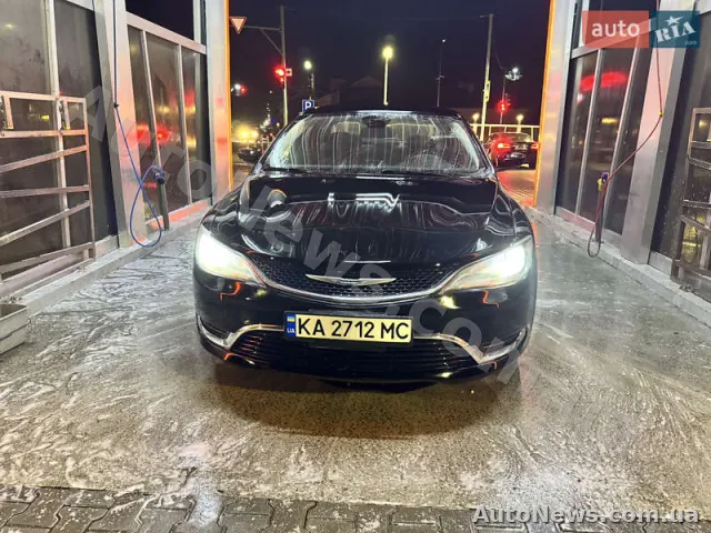 2015 Chrysler 200 — zdjęcie 12 (autoria)