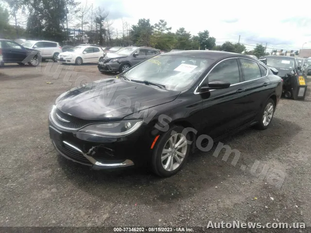 2015 Chrysler 200 — zdjęcie 2 (iaai)
