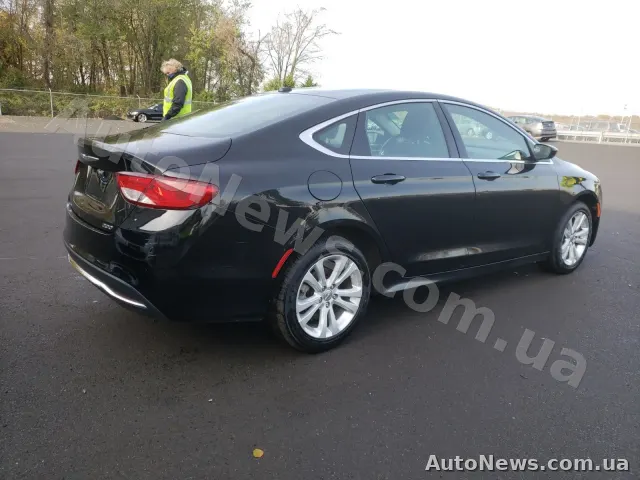 2015 Chrysler 200 — zdjęcie 2 (manheim)