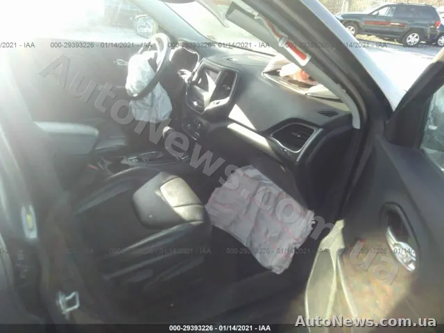 2018 Jeep Cherokee, VIN 1C4PJLLX3KD307776, nr rej. КА1237ЕК — zdjęcie 5 (iaai)