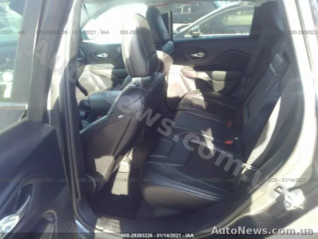 2018 Jeep Cherokee, VIN 1C4PJLLX3KD307776, nr rej. КА1237ЕК — zdjęcie 8 (iaai)