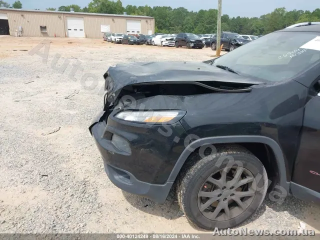 2018 Jeep Cherokee, VIN 1C4PJLCB1JD596272, госномер СА8822ВТ — фото 6 (iaai)