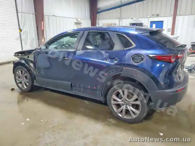 2020 Mazda CX30, VIN 3MVDMBDL9LM128422 — zdjęcie 2 (copart)