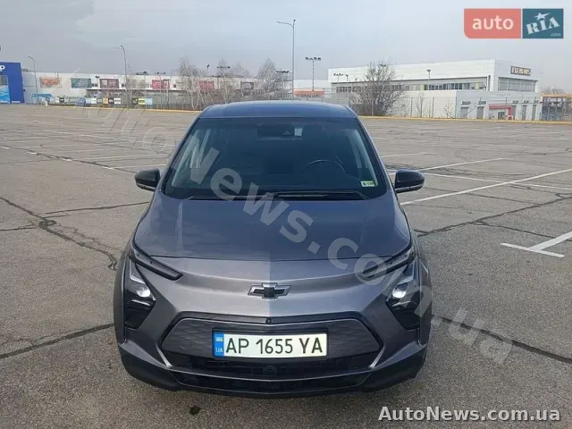 2021 Chevrolet Bolt, VIN 1G1FX6S01N4101871 — zdjęcie 1 (autoria)