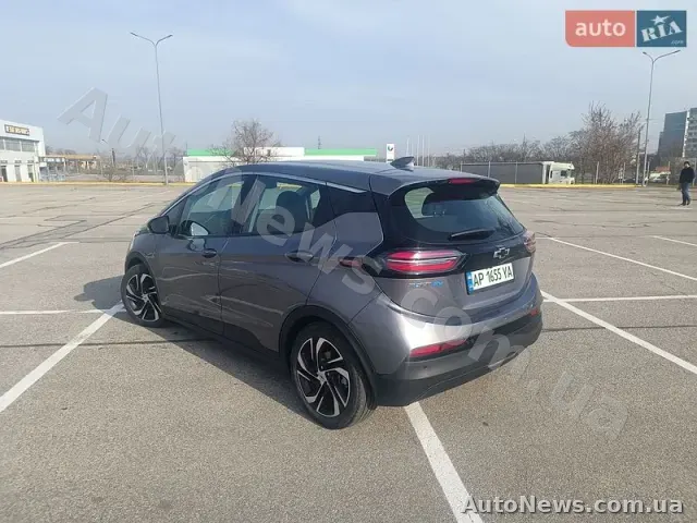 2021 Chevrolet Bolt, VIN 1G1FX6S01N4101871 — zdjęcie 11 (autoria)
