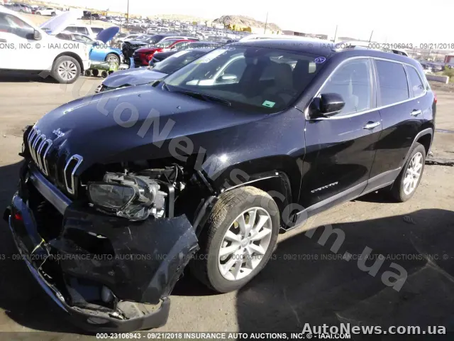 2016 Jeep Cherokee, VIN 1C4PJLDB5HW521815, nr rej. КА7058КЕ — zdjęcie 2 (iaai)