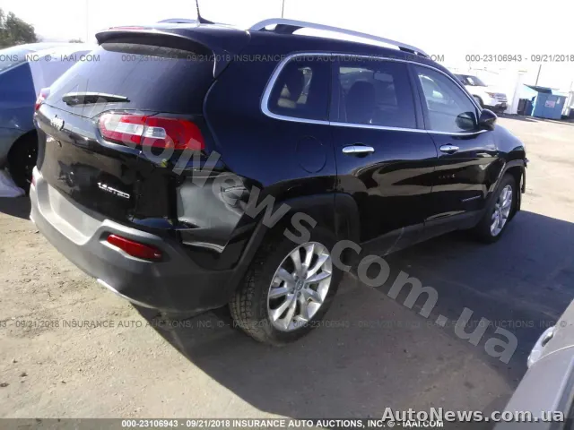 2016 Jeep Cherokee, VIN 1C4PJLDB5HW521815, nr rej. КА7058КЕ — zdjęcie 4 (iaai)