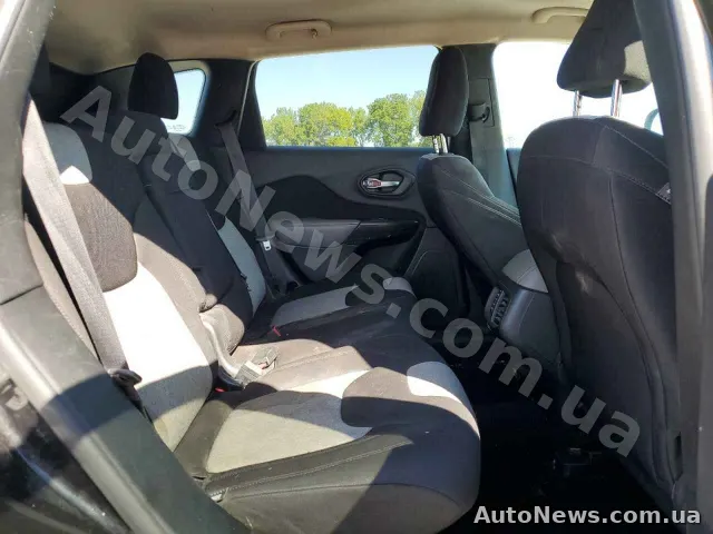 2014 Jeep Grand Cher — photo 11 (copart)