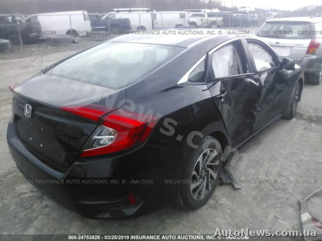 2016 Honda Civic — фото 4 (iaai)