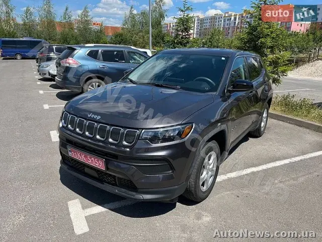 2022 Jeep Compass, VIN 3C4NJCAB0NT224836 — photo 2 (autoria)