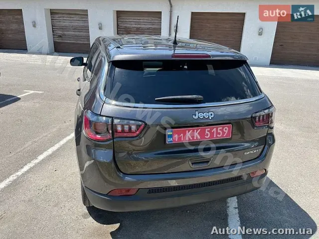 2022 Jeep Compass, VIN 3C4NJCAB0NT224836 — photo 9 (autoria)