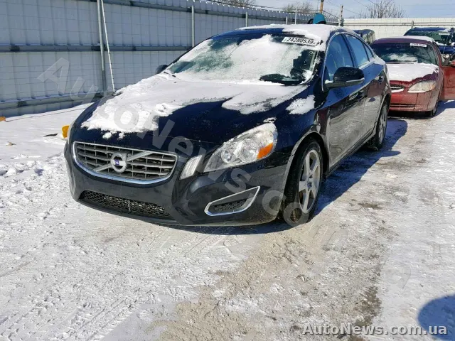 2012 Volvo S60 — фото 2 (copart)