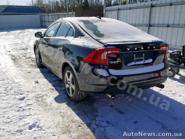2012 Volvo S60 — фото 3 (copart)
