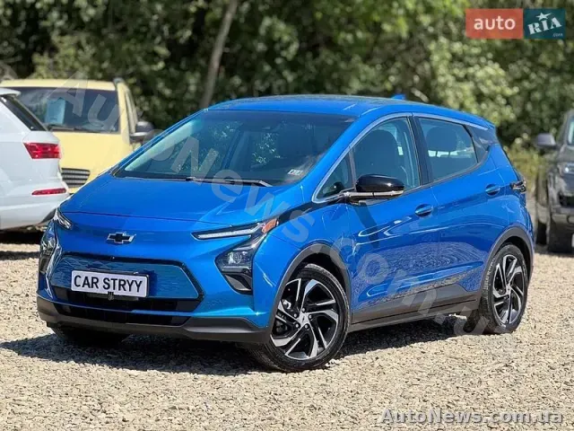 2022 Chevrolet Bolt, VIN 1G1FX6S04N4133410 — zdjęcie 6 (autoria)