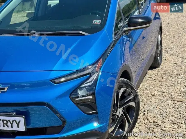 2022 Chevrolet Bolt, VIN 1G1FX6S04N4133410 — zdjęcie 9 (autoria)