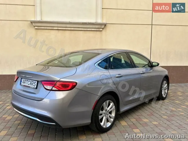 2014 Chrysler 200 — фото 24 (autoria)