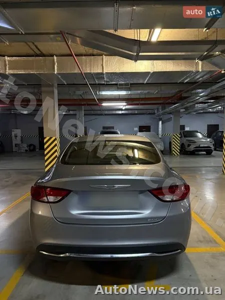 2014 Chrysler 200 — фото 4 (autoria)