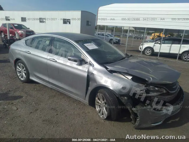 2015 Chrysler 200 — фото 1 (iaai)
