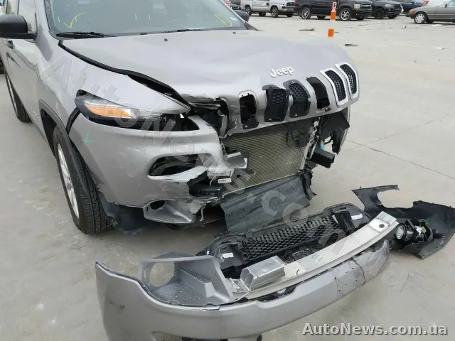 2016 Jeep Cherokee — zdjęcie 9 (copart)