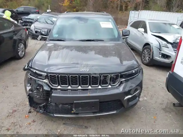 2023 Jeep Grand Cherokee 4XE, VIN 1C4RJYB65PC588992 — фото 12 (iaai)